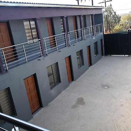 Fgm Guesthouse 2 Alberton Rom bilde