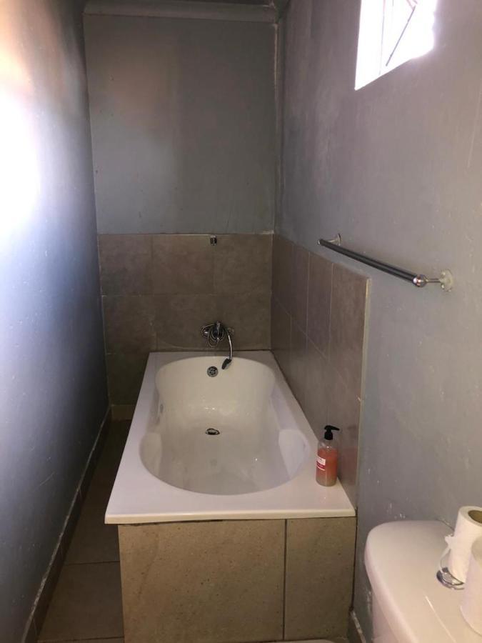 Fgm Guesthouse 2 Alberton Eksteriør bilde
